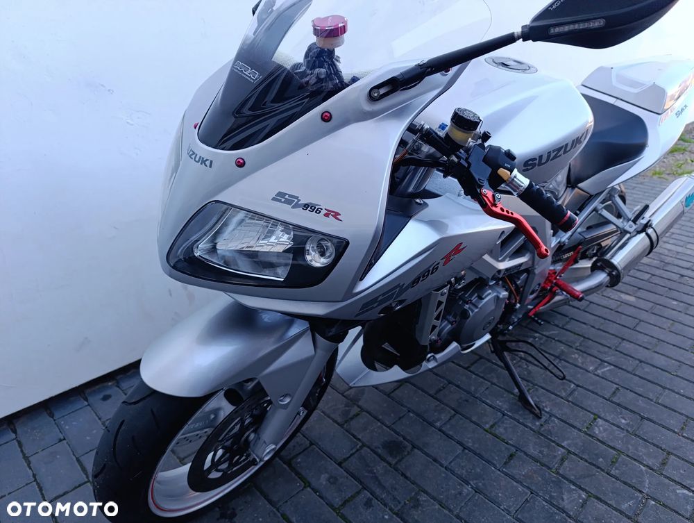 Suzuki SV - 9