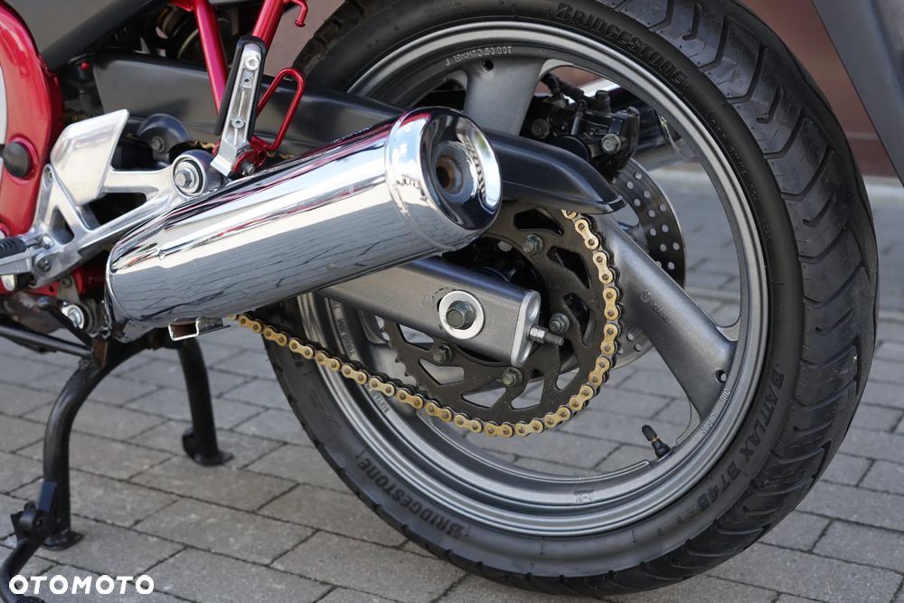 Yamaha XJ - 26