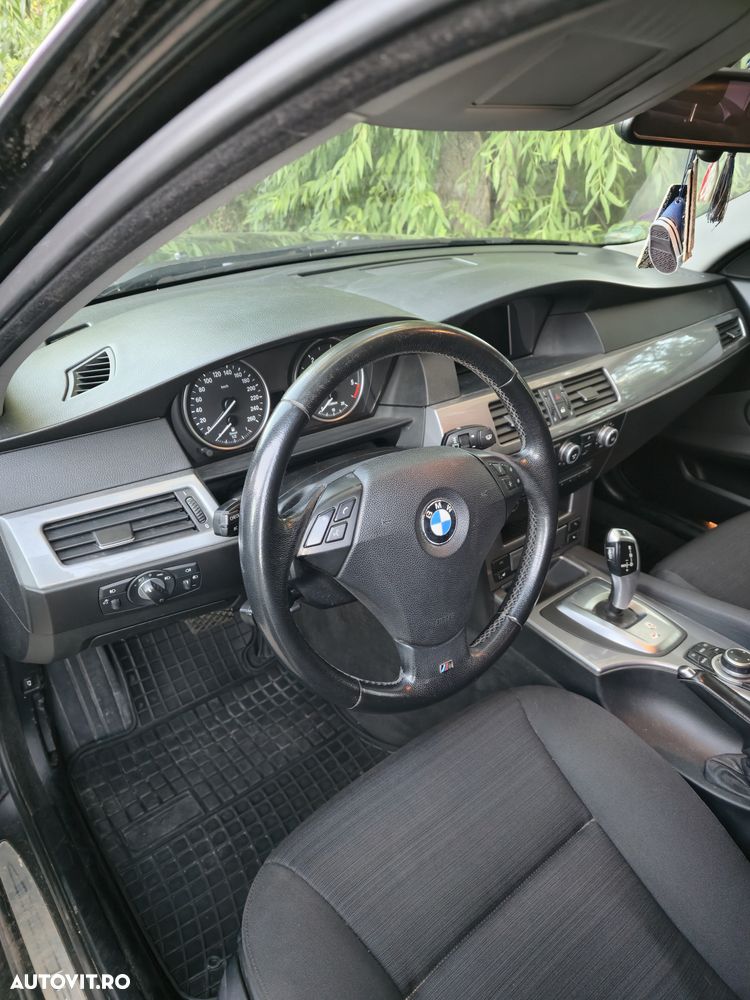 BMW Seria 5 520d Aut. Edition Exclusive - 15