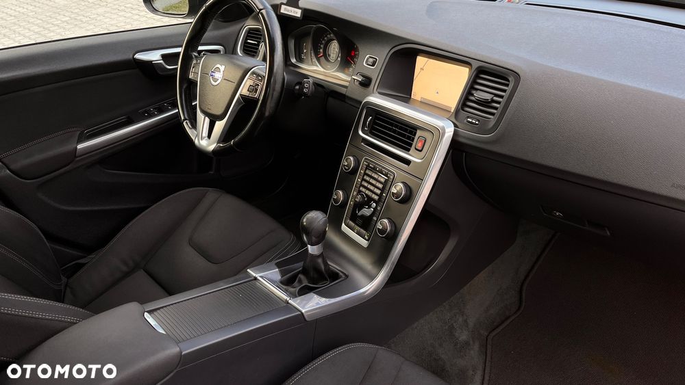 Volvo V60 D2 Base - 9
