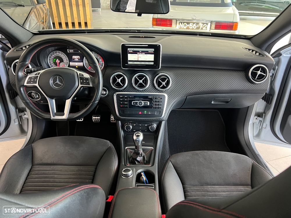 Mercedes-Benz A 180 CDI BE AMG Line - 19