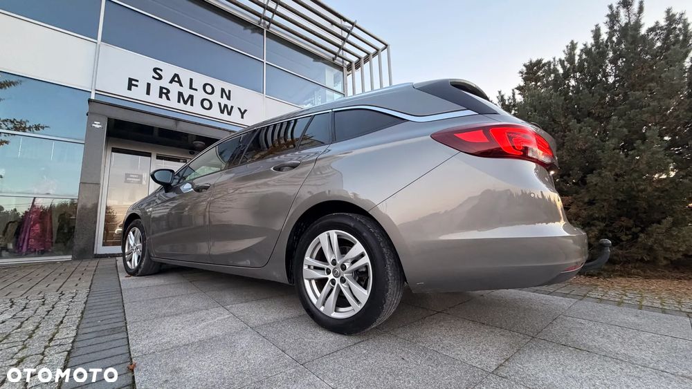 Opel Astra - 4