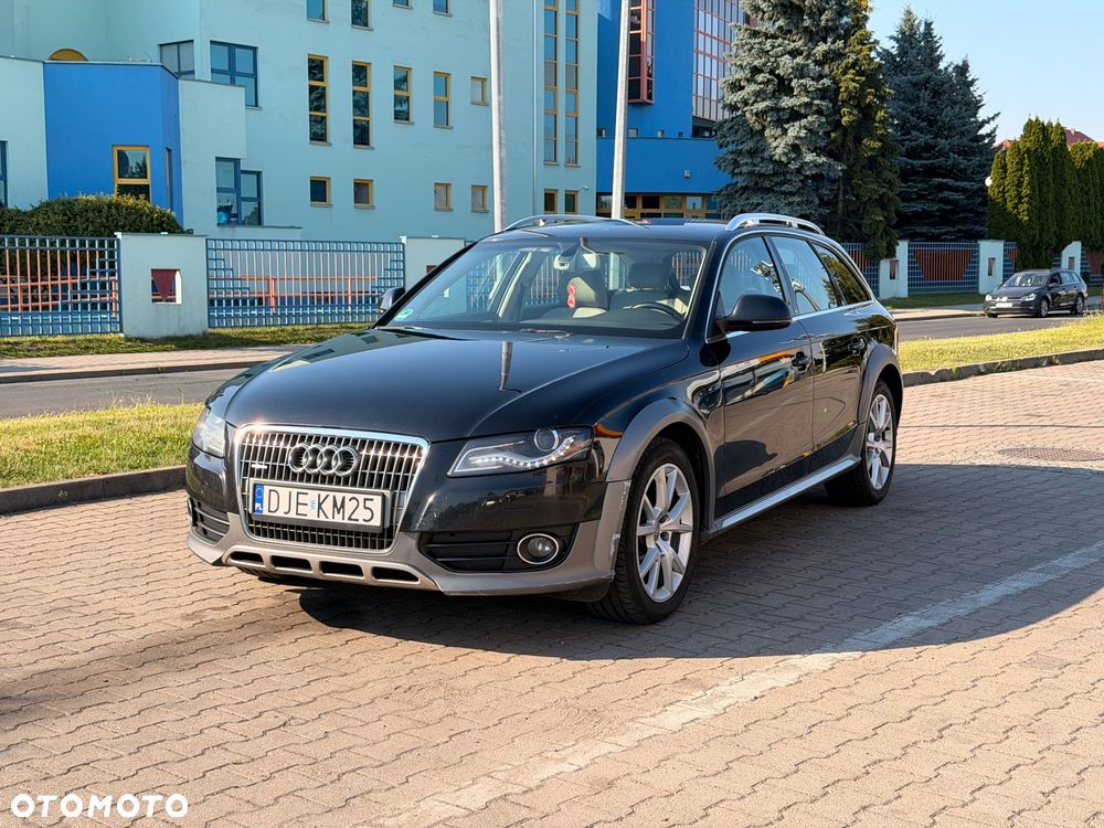 Audi A4 Allroad - 1