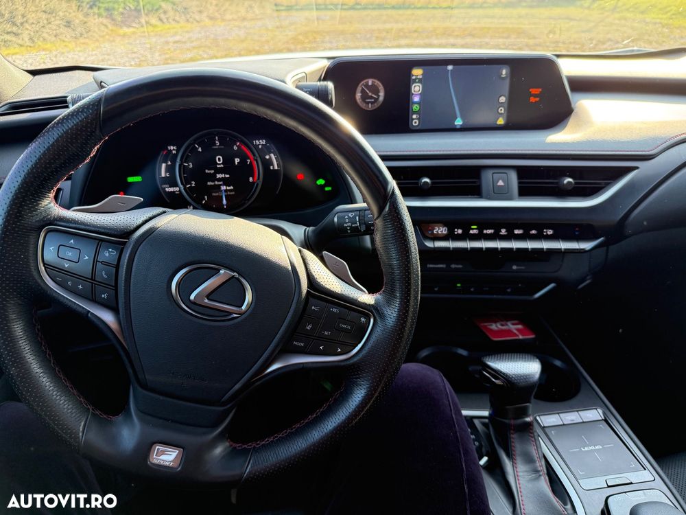 Lexus UX 250h (E-FOUR) F SPORT - 18
