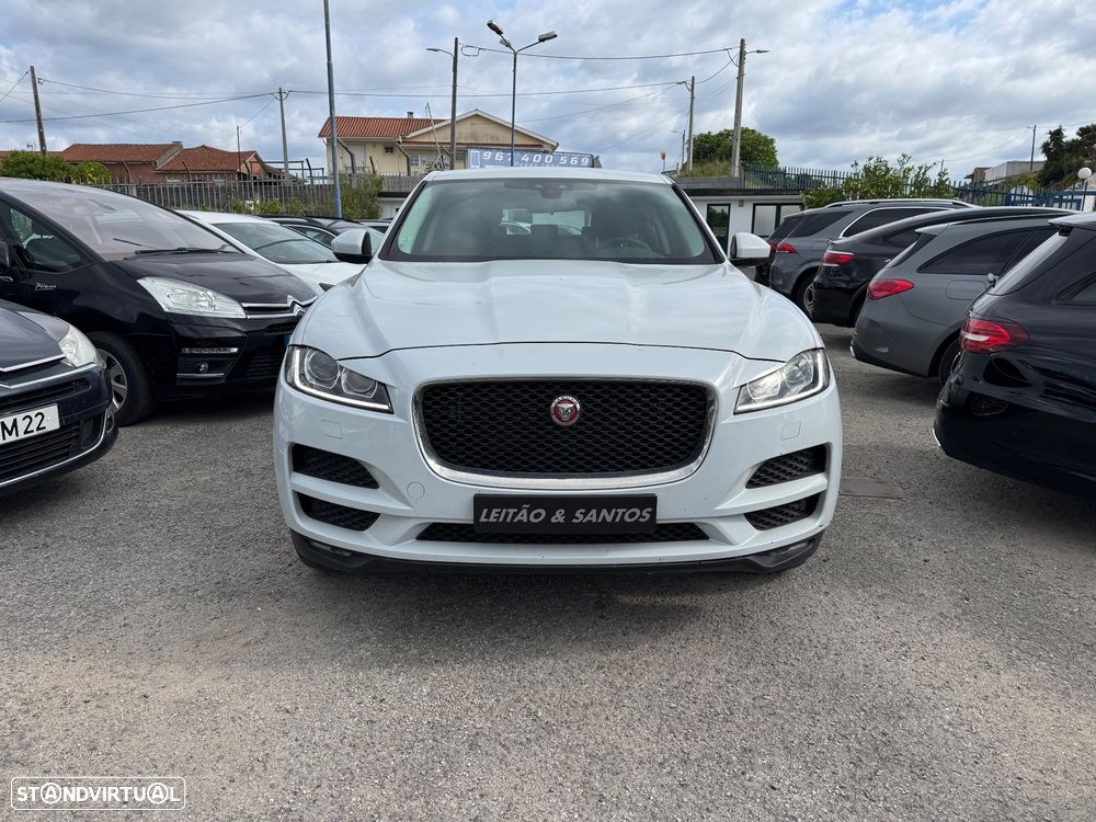 Jaguar F-Pace 2.0 i4D Pure - 2
