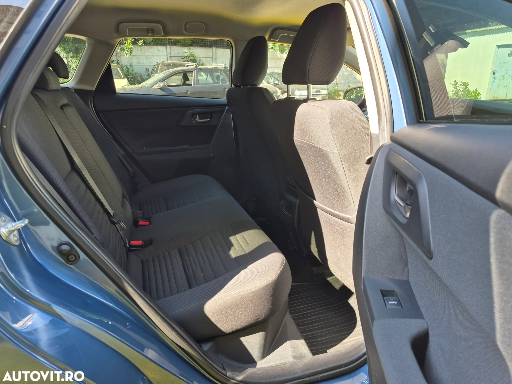 Toyota Auris - 13
