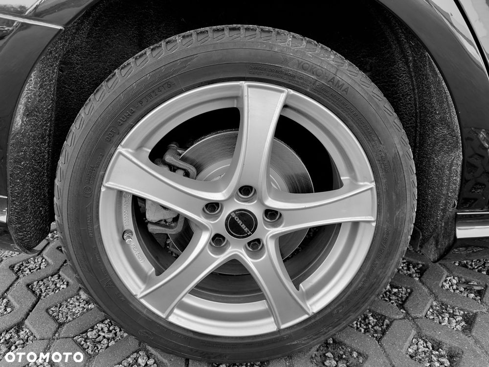 Mercedes-Benz CLA 180 Urban - 17