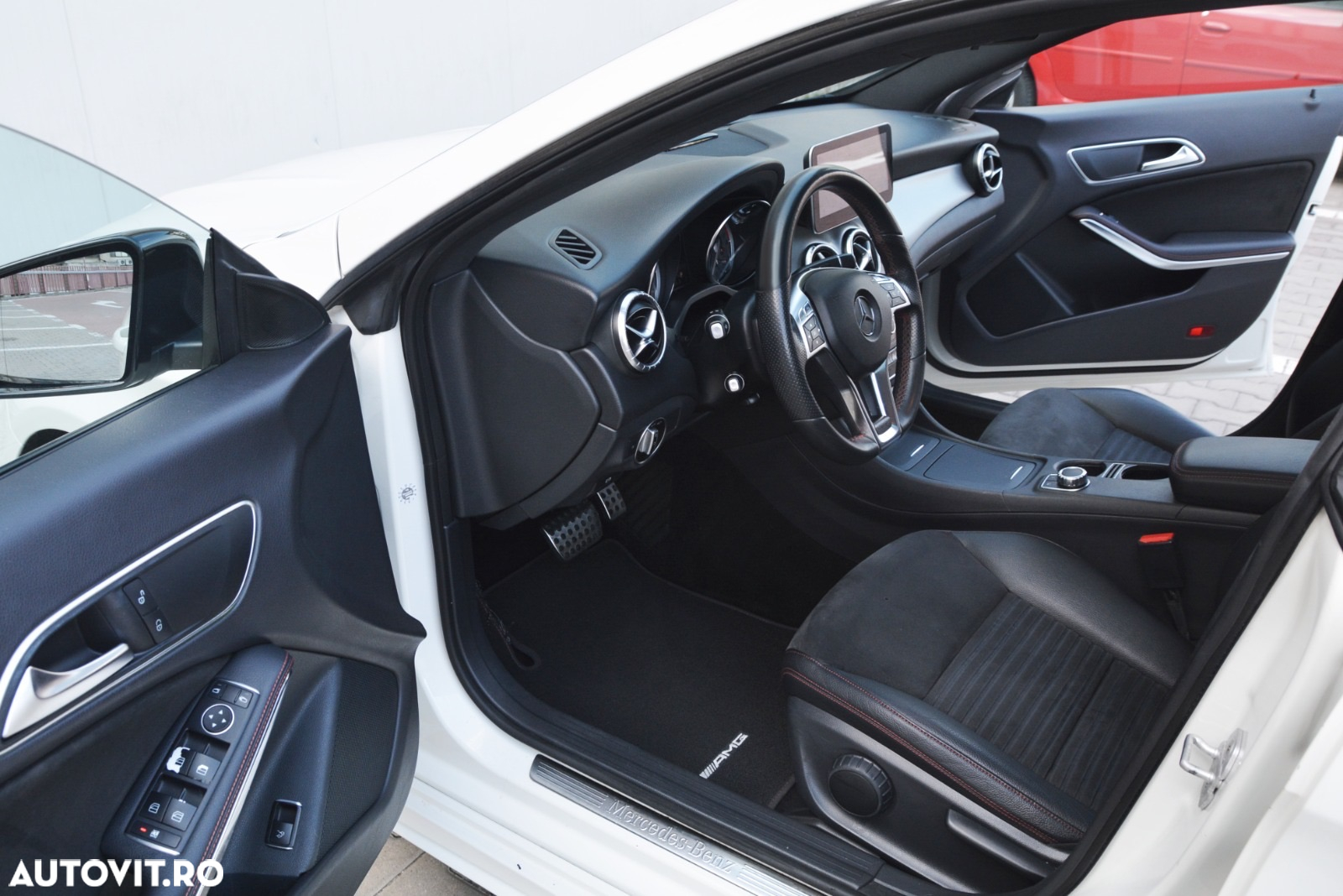 Mercedes-Benz CLA 220 d 7G-DCT AMG Line - 16