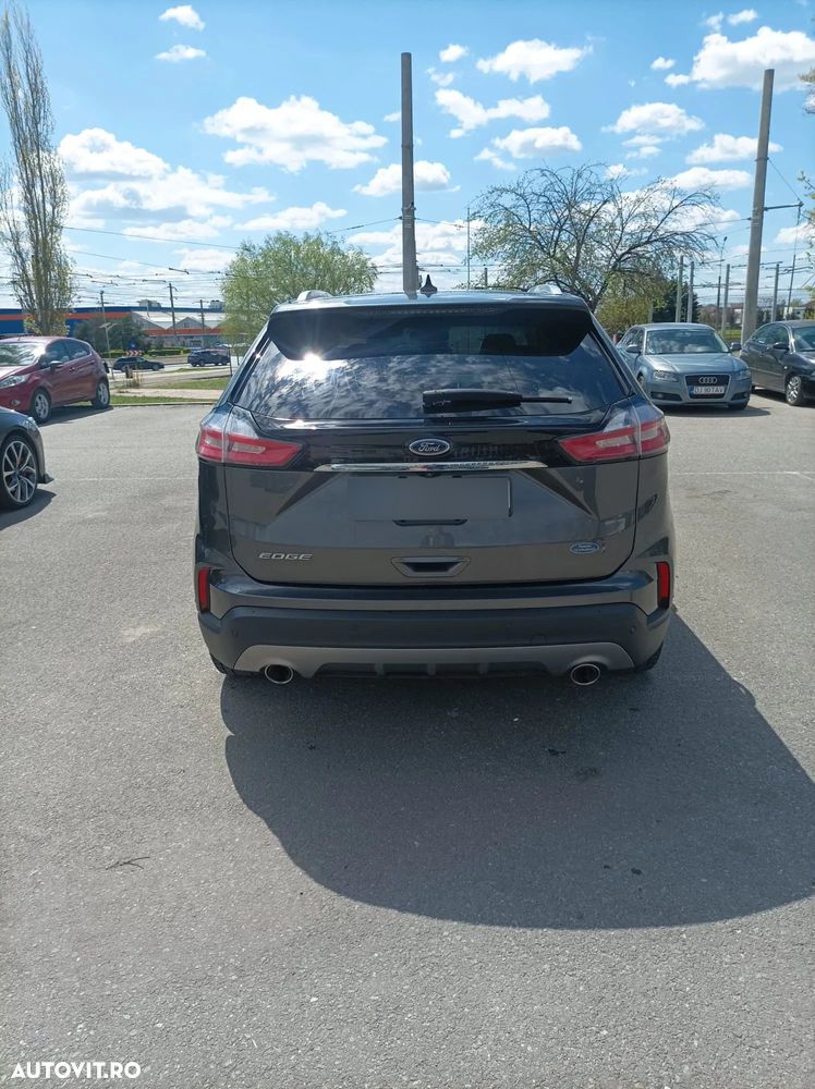 Ford Edge - 6