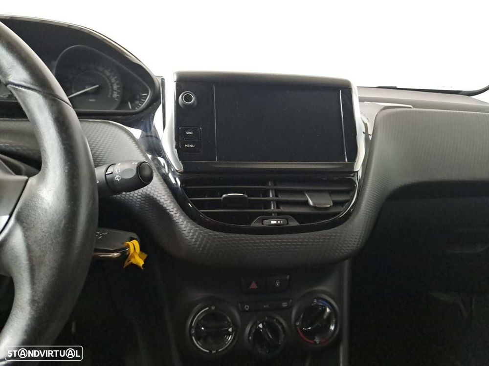 Peugeot 208 1.2 PureTech Signature - 20