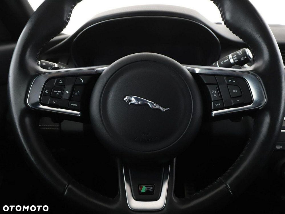 Jaguar E-Pace 2.0 i4D AWD R-Dynamic S - 21