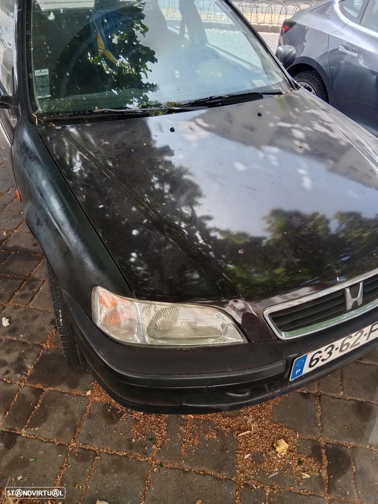 Honda Civic 1.6 LS - 3