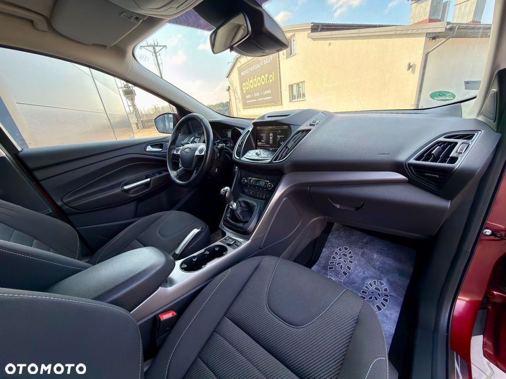 Ford Kuga 1.5 EcoBoost 2x4 Business Edition - 8