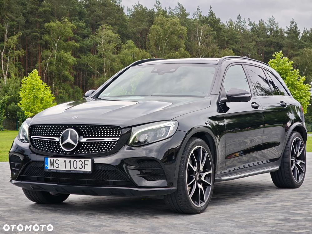 Mercedes-Benz GLC - 12