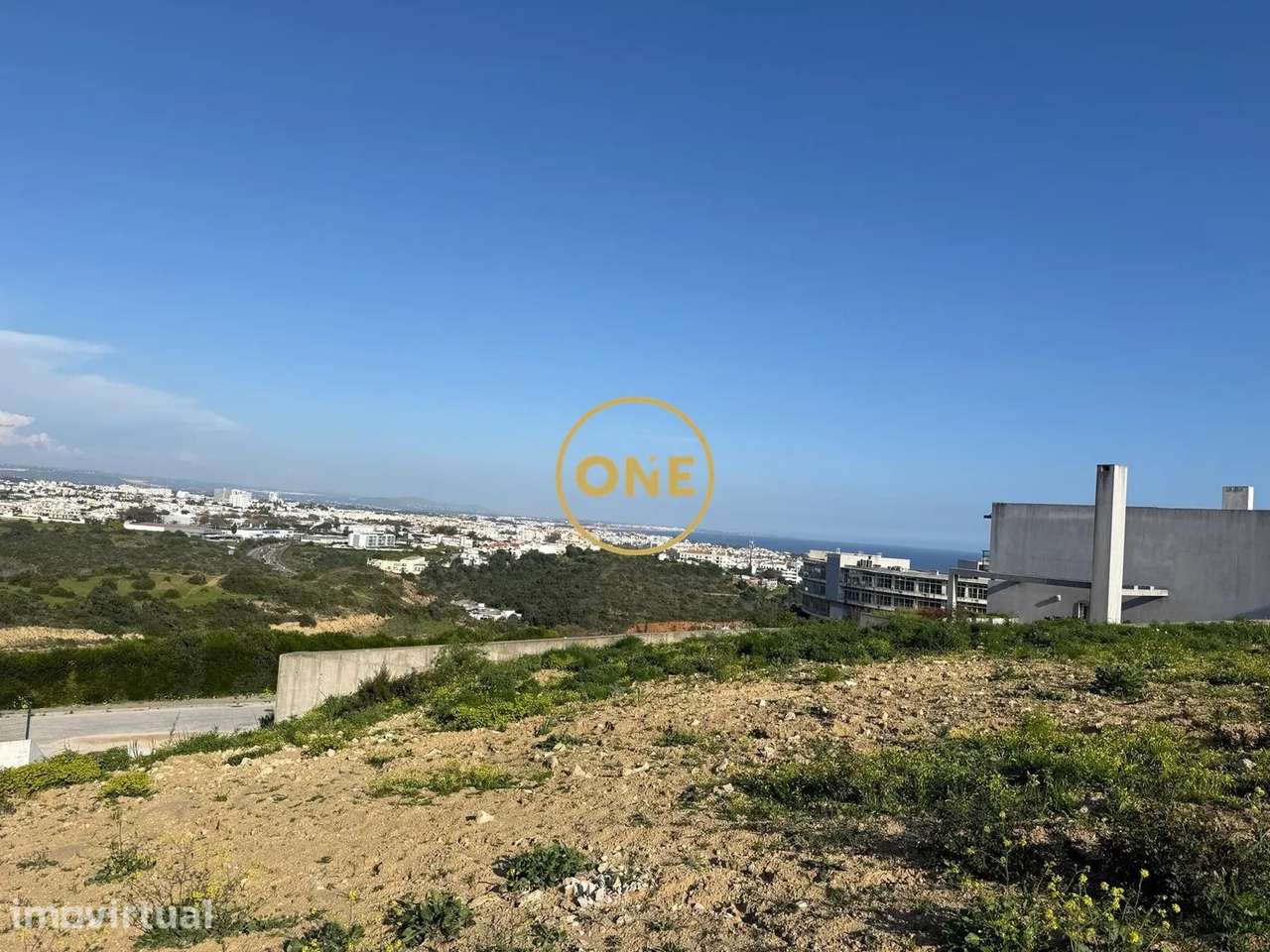 Terreno Urbano Vista Mar | 557 m² |Para Moradia e Piscina – Albufeira - Grande imagem: 3/4