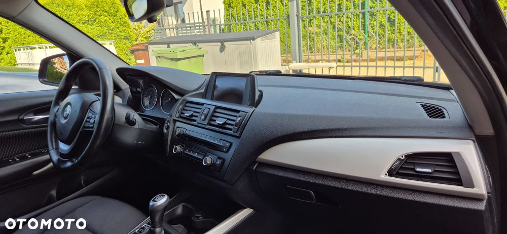 BMW Seria 1 116i - 20
