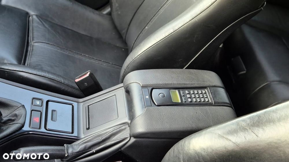 BMW Seria 5 520i - 25