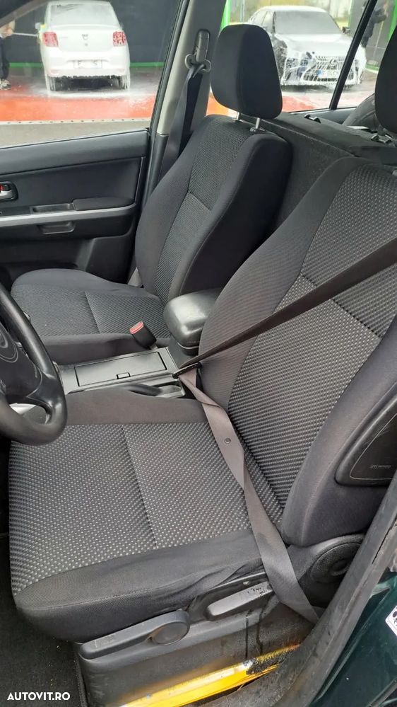 Suzuki Grand Vitara 1.9 DDiS Comfort + DPF - 13