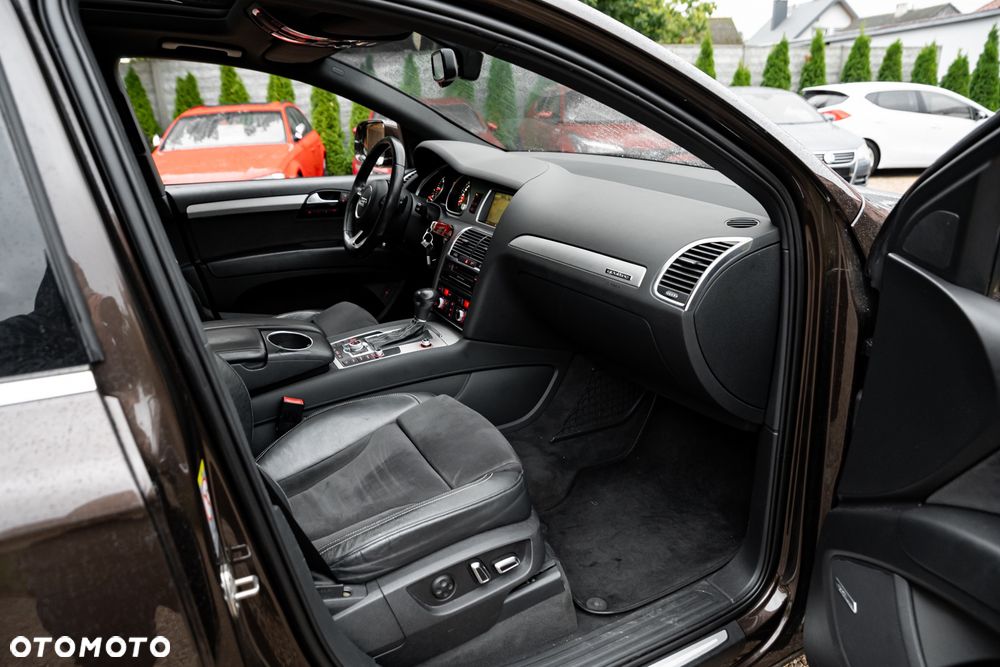 Audi Q7 3.0 TDI DPF Quattro Tiptronic - 25