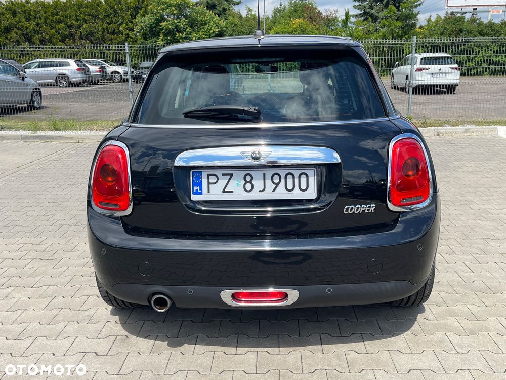 MINI Cooper Standard - 5