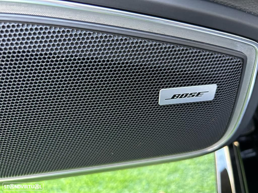 Porsche Panamera 4 E-Hybrid 10 Years Edition - 18