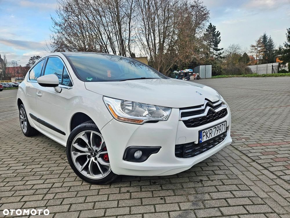 Citroën DS4 VTi 120 Urban Show - 26