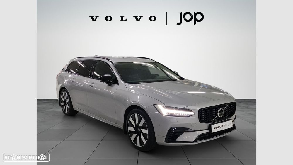 Volvo V90 2.0 T6 PHEV Plus Dark AWD — fotografia 9