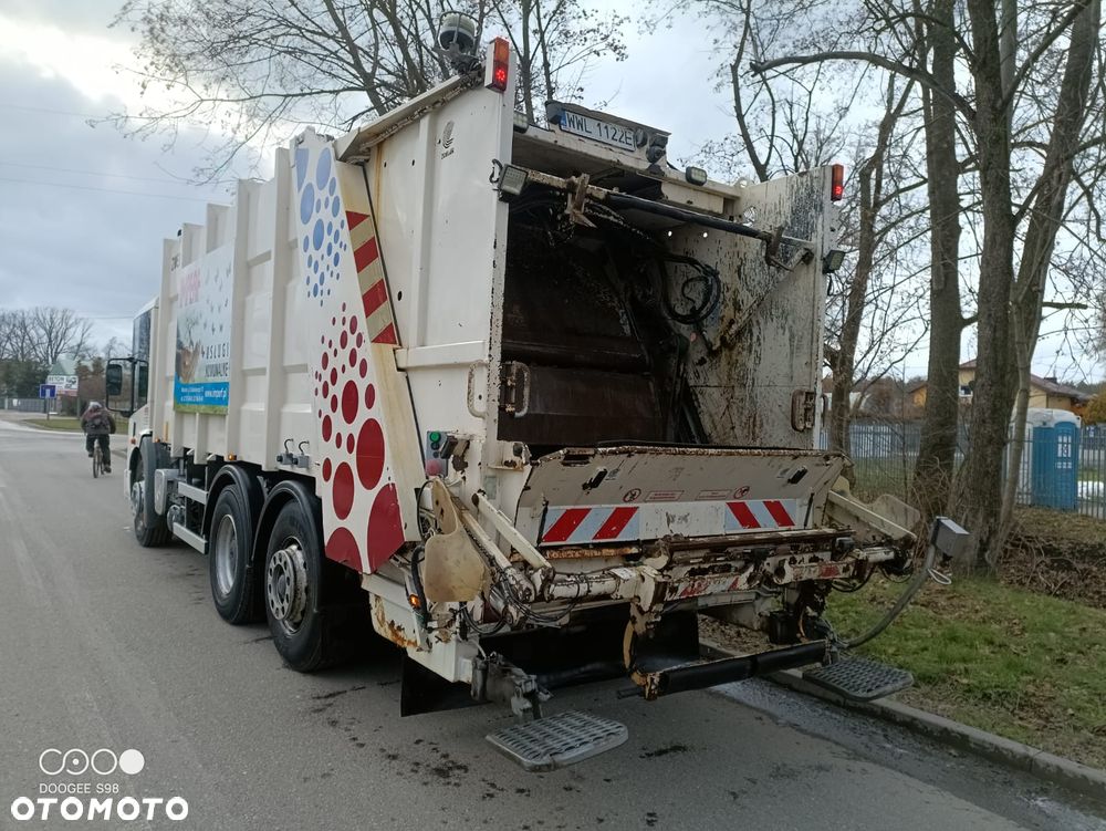 Mercedes-Benz Econic - 4