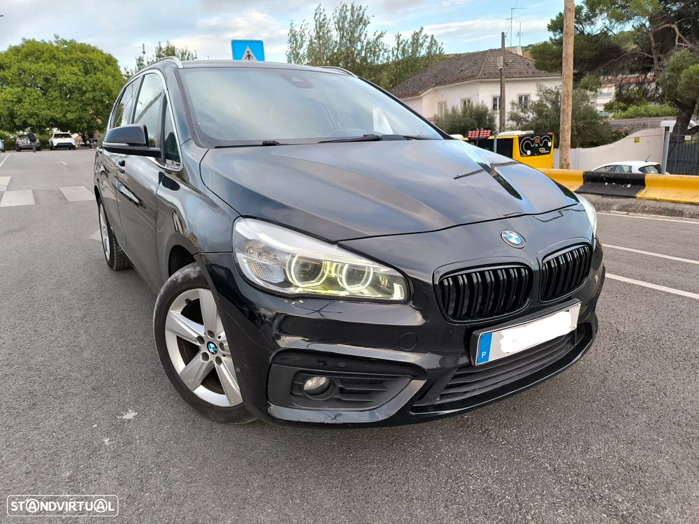 BMW 216 Active Tourer d Line Luxury Auto - 2