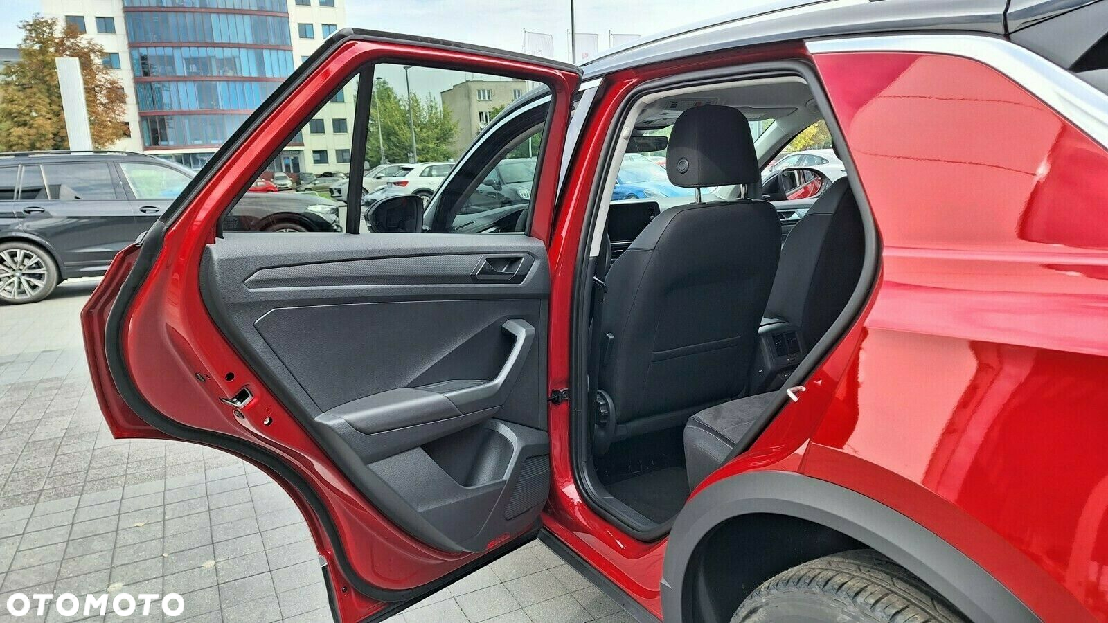Volkswagen T-Roc - 25