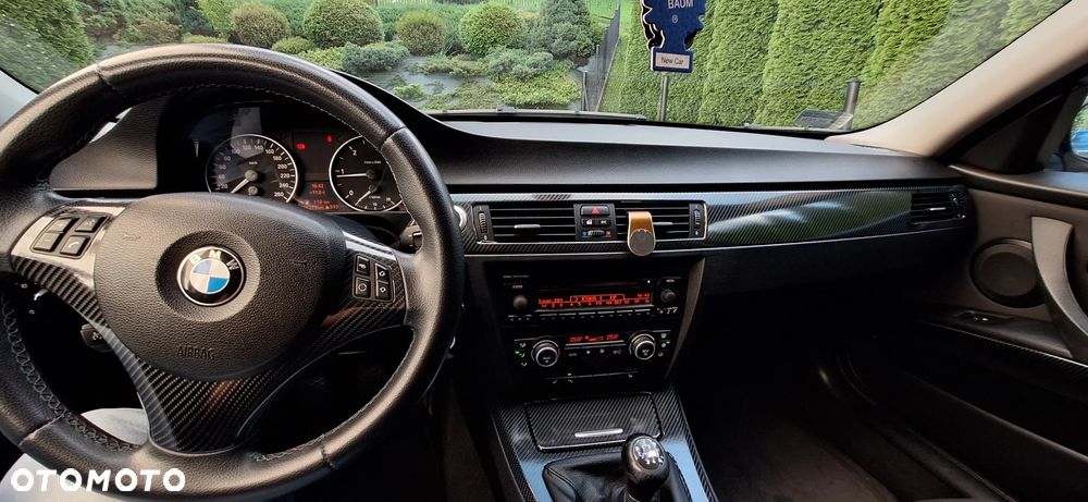 BMW Seria 3 320d - 11