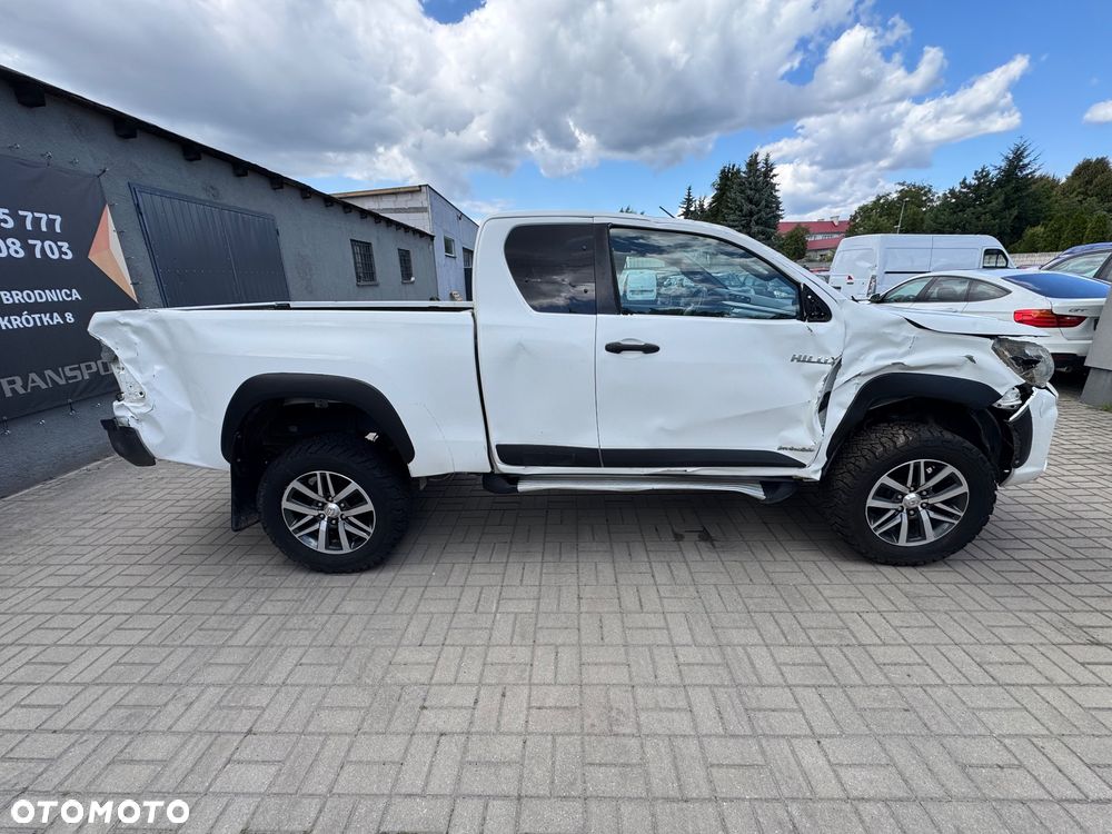Toyota Hilux - 6