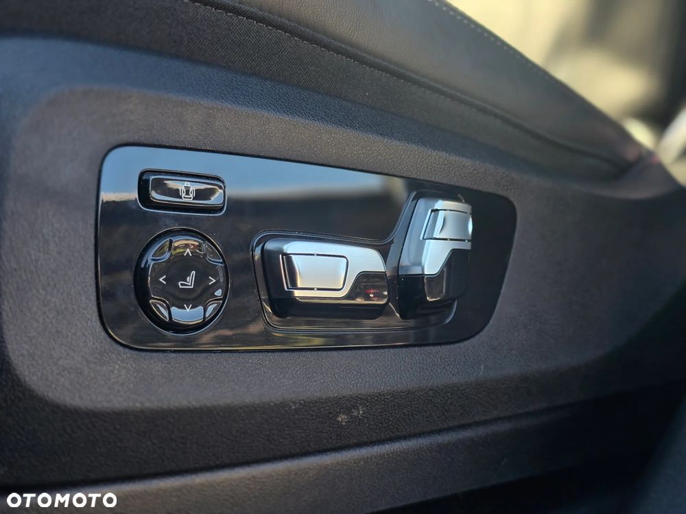 BMW X7 xDrive40d mHEV M Sport sport - 32