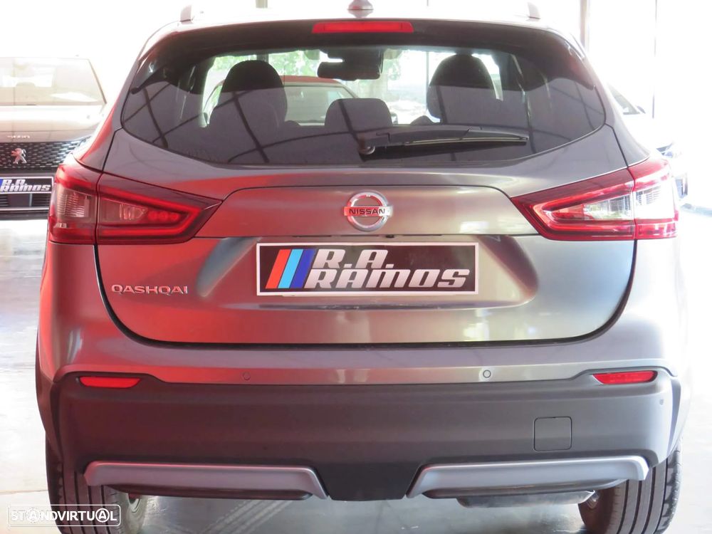 Nissan Qashqai 1.5 dCi N-Connecta J18+Led - 7