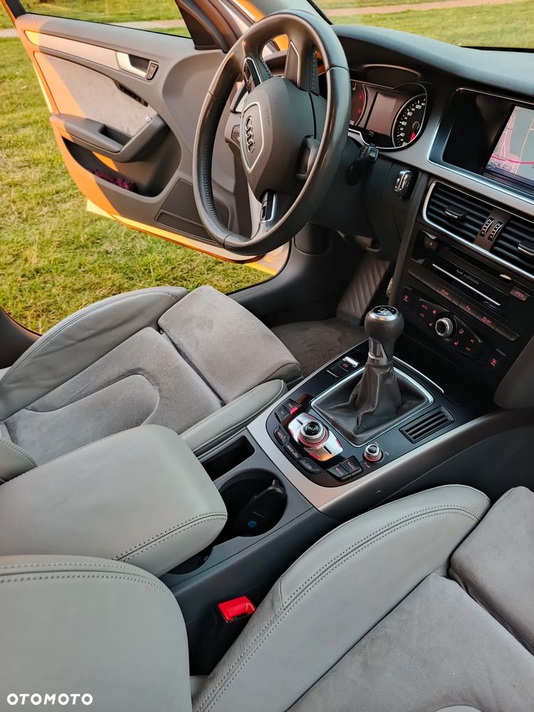 Audi A4 Avant 2012 photo 5
