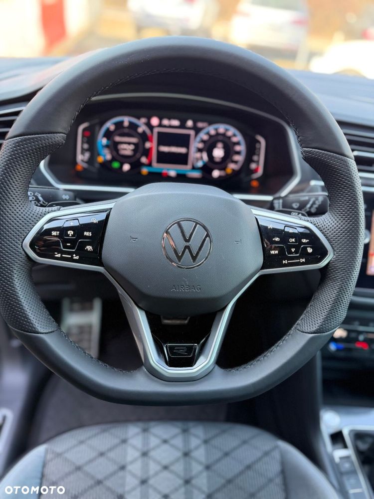 Volkswagen Tiguan 2.0 TDI SCR 4Mot R-Line DSG - 22