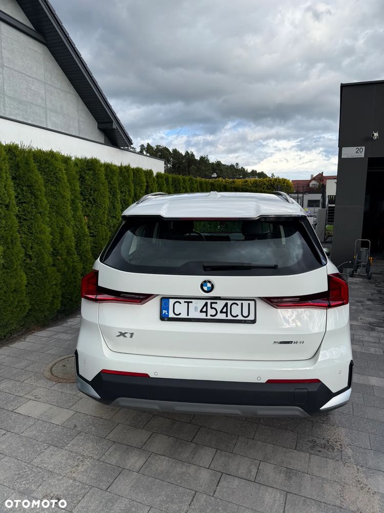 BMW X1 sDrive18i Business Edition - 8