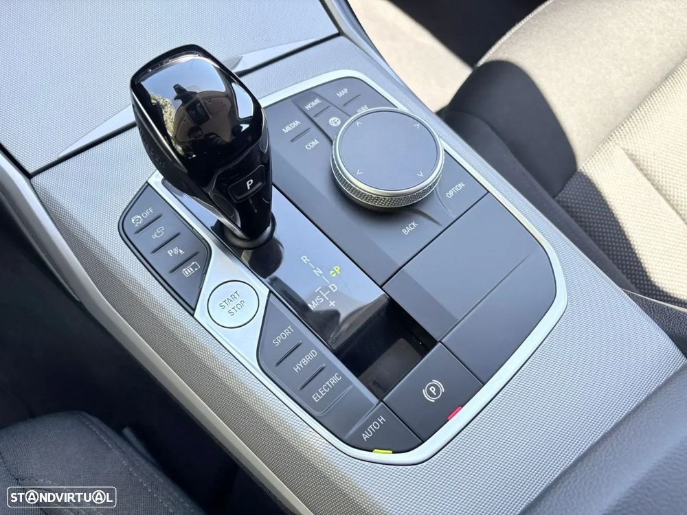 BMW 320 e Aut. Advantage - 20