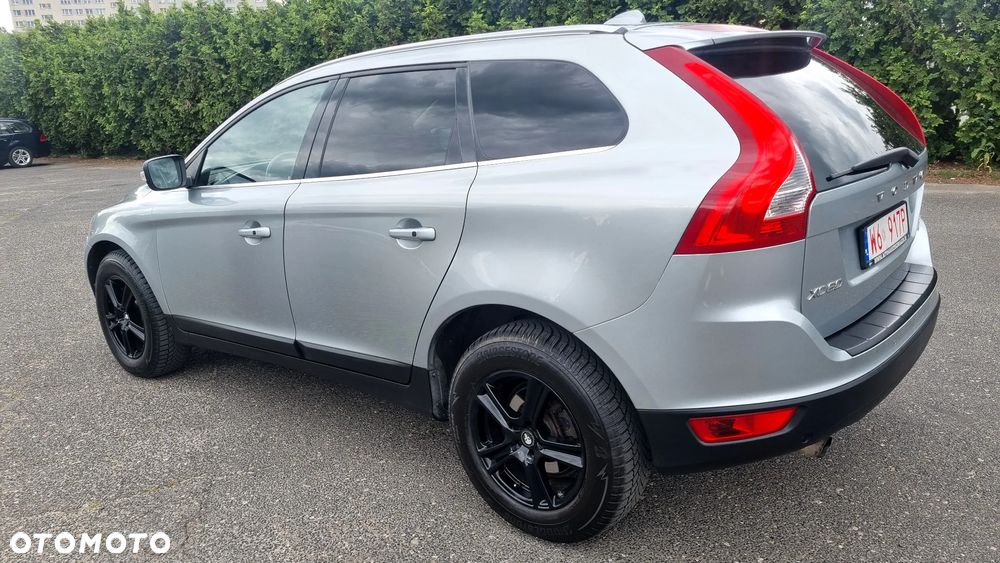 Volvo XC 60 2.4D DRIVe Summum - 9