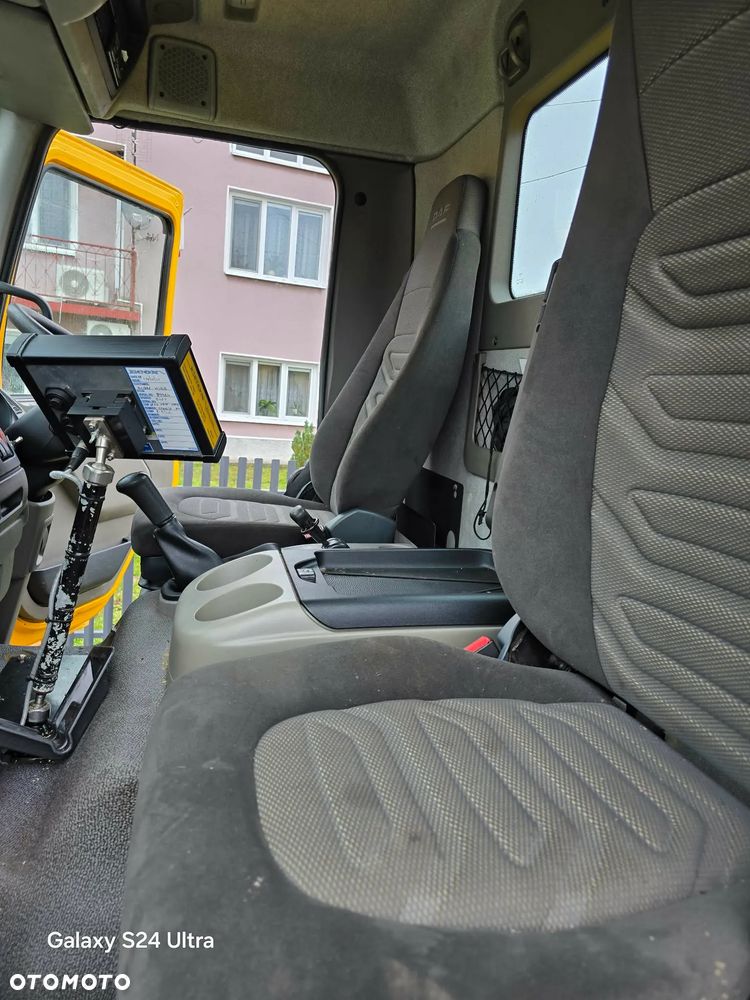 DAF LF 55.220 pługopiaskarka piaskarka solarka duże koła 22,5 econ stratos schmidt - 9