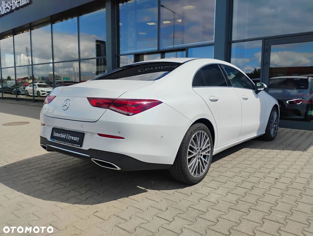 Mercedes-Benz CLA 180 Progressive 7G-DCT - 5