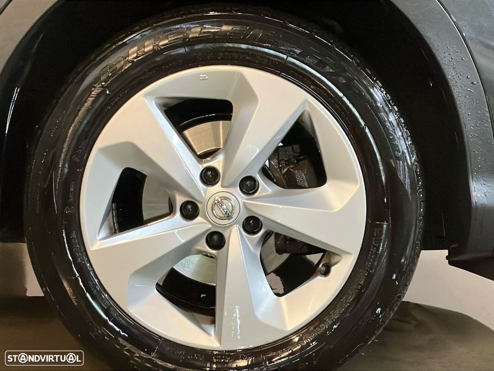 Nissan Qashqai 1.3 DIG-T N-Connecta - 22