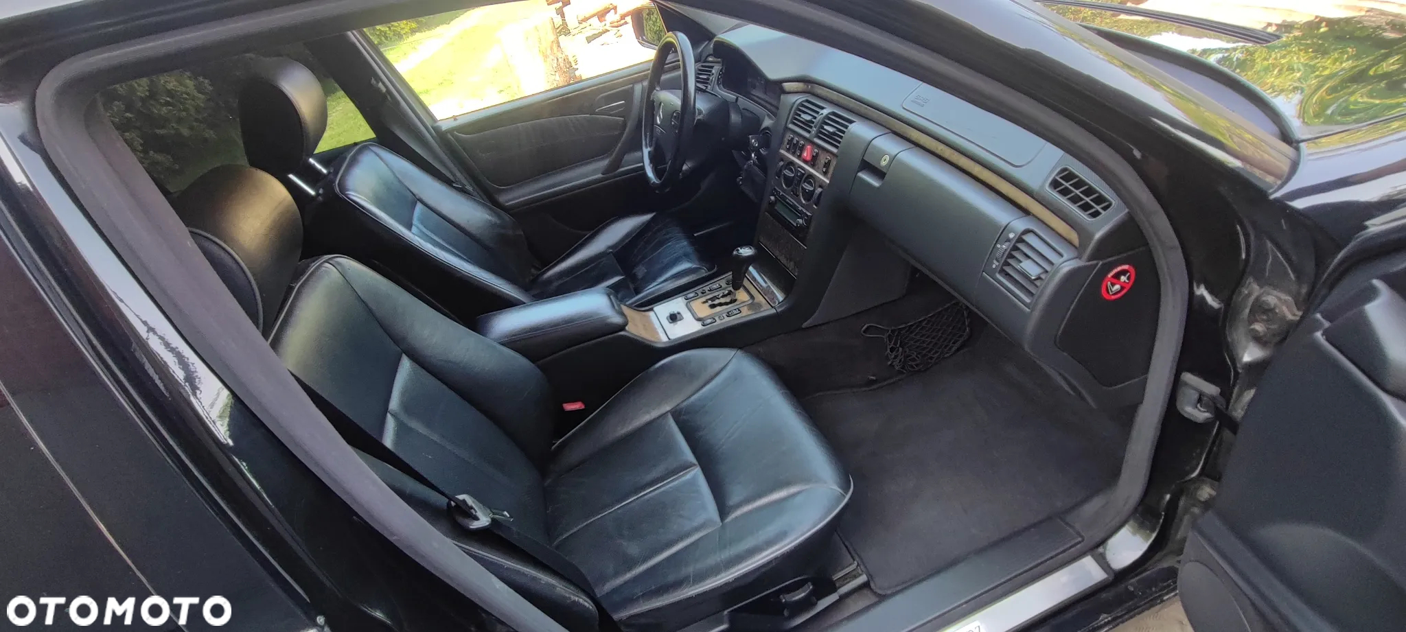 Mercedes-Benz Klasa E 280 T Avantgarde - 16