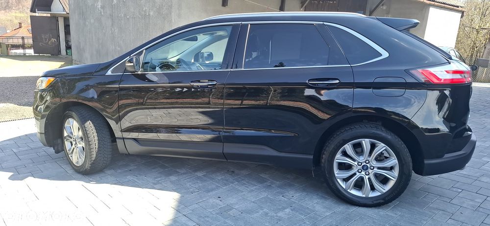 Ford Edge - 5