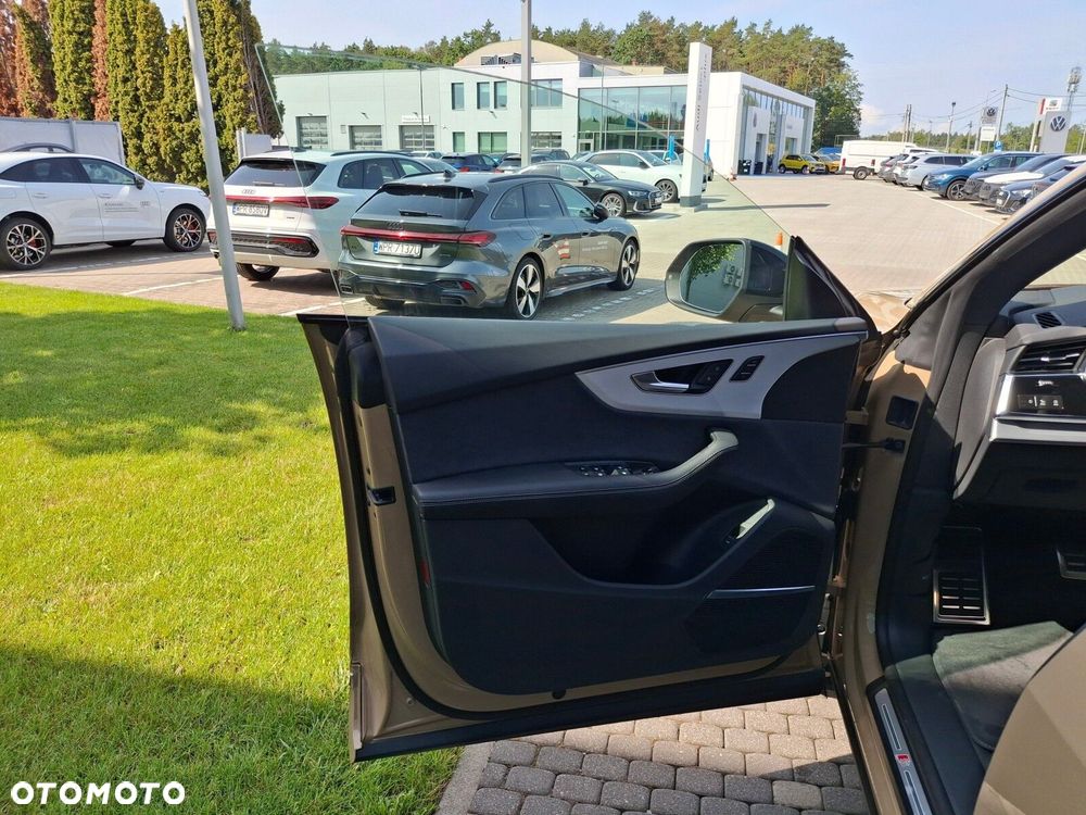 Audi SQ8 - 22