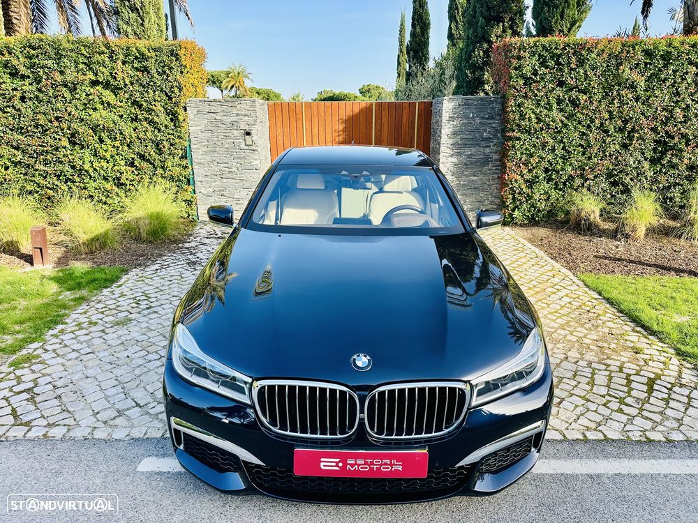 BMW 740 d xDrive Pack M - 14