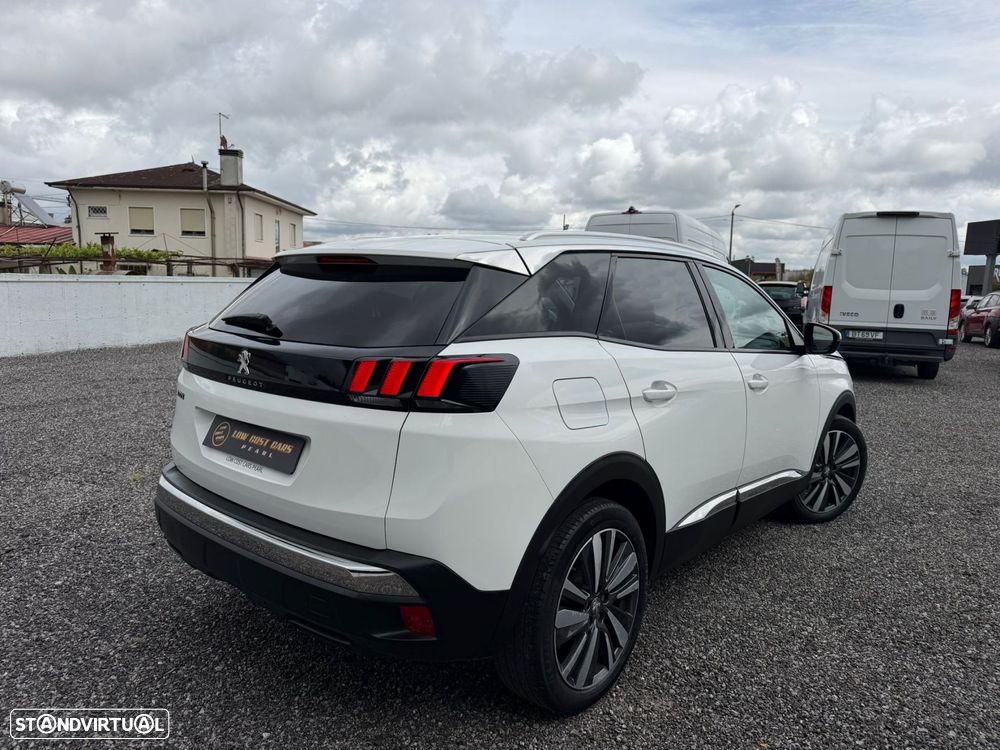 Peugeot 3008 1.2 PureTech Allure - 4