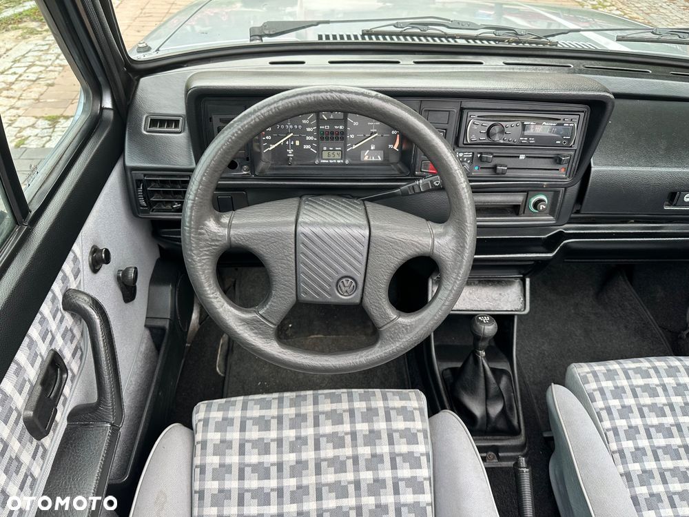 Volkswagen Golf - 15
