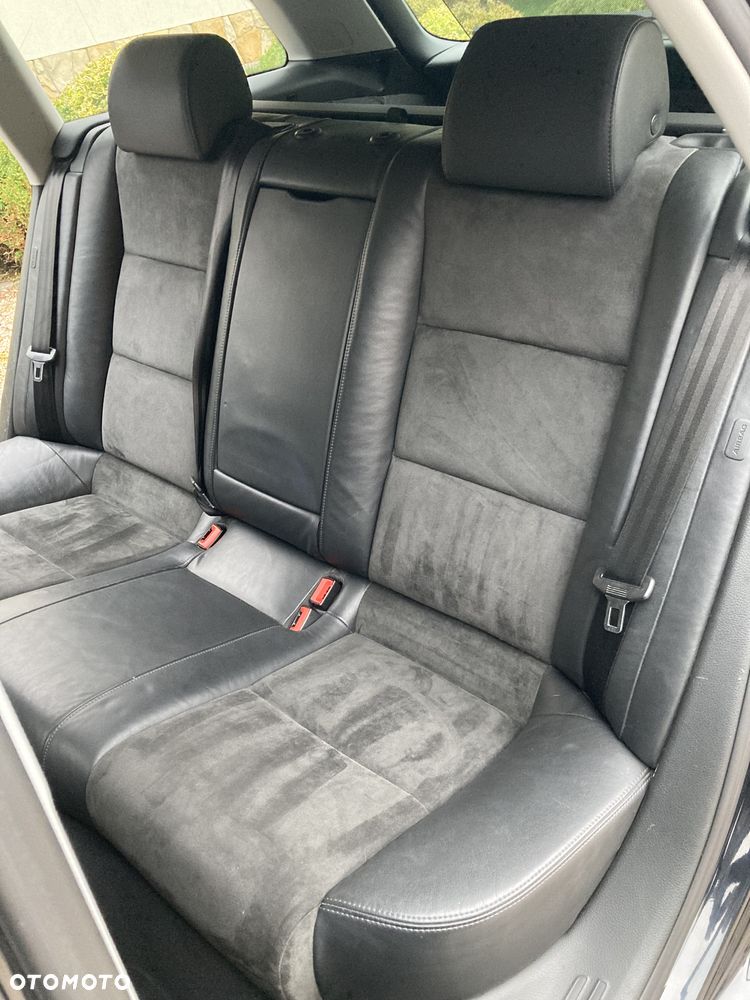 Audi A6 Avant 4.2 Quattro Tiptronic - 13