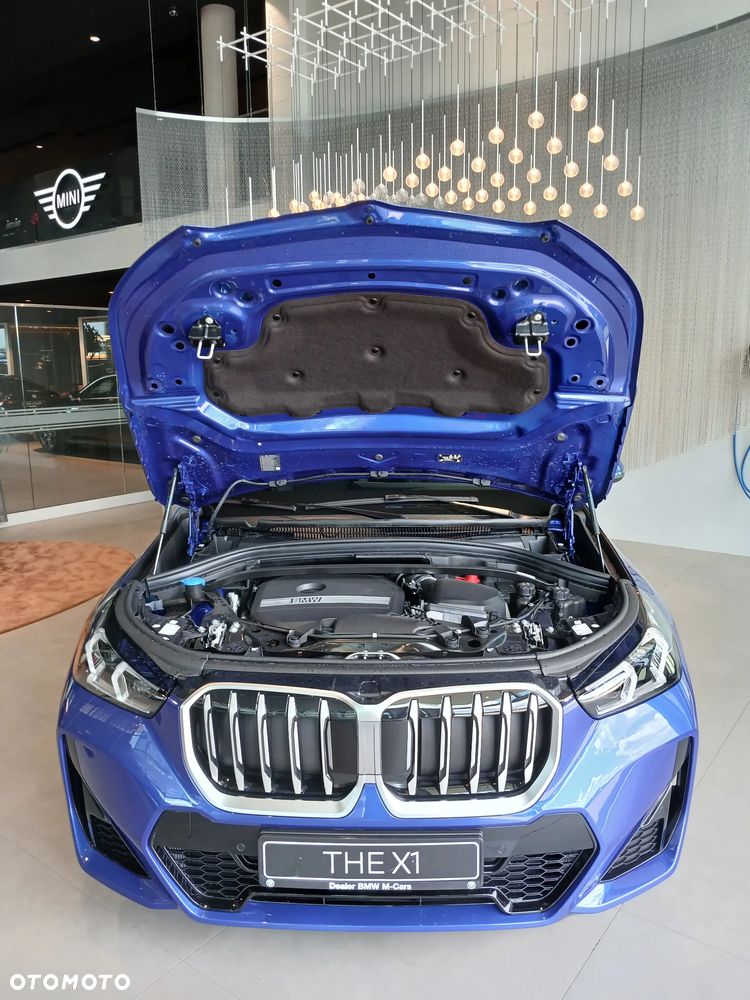 BMW X1 sDrive20i mHEV sport - 24